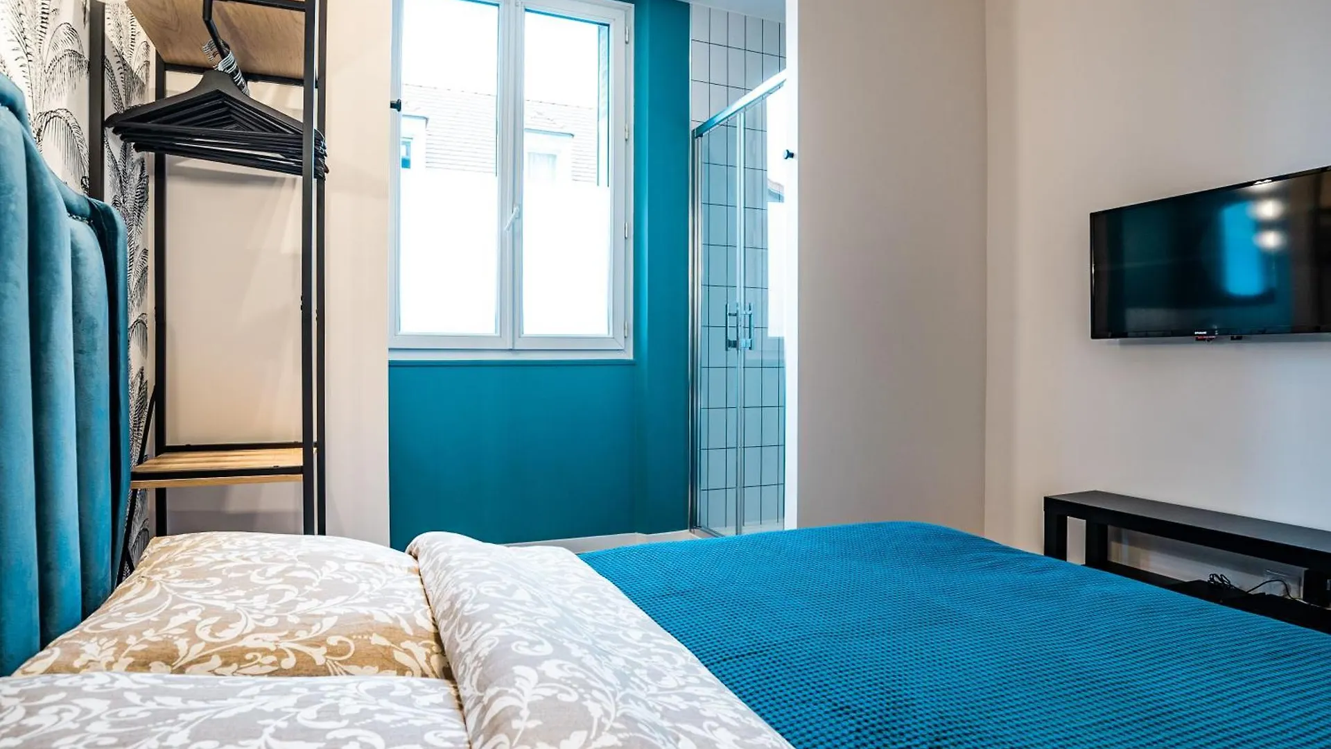 The Design Shelter - Duke Housing Apartment Vitry-sur-Seine France
